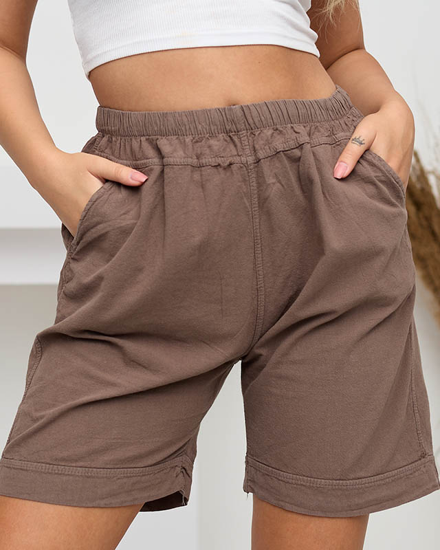 Damen-Shorts aus Baumwolle mit khakifarbenen Taschen - Kleidung