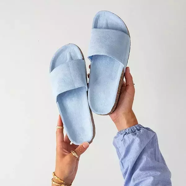 OUTLET Hellblaue Damenpantoffeln von Ratia - Footwear