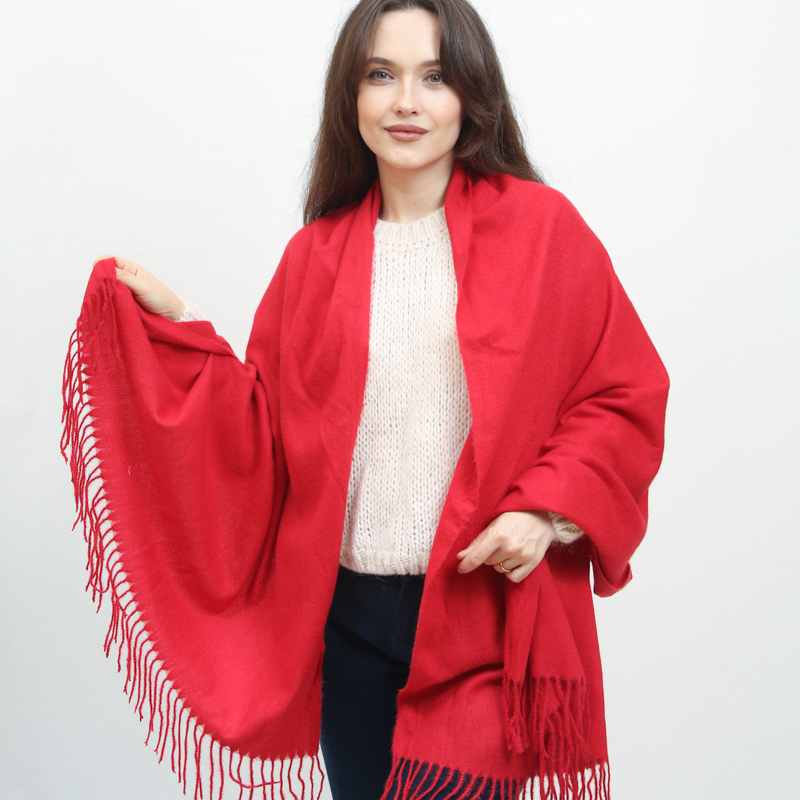 Roter großer warmer Schal mit Quasten - Accessoires