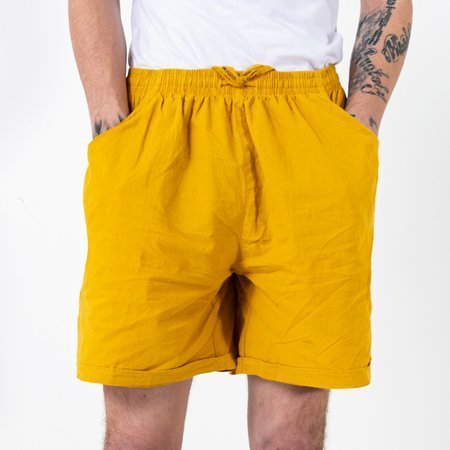 Senf-Herren-Shorts mit Taschen - Kleidung