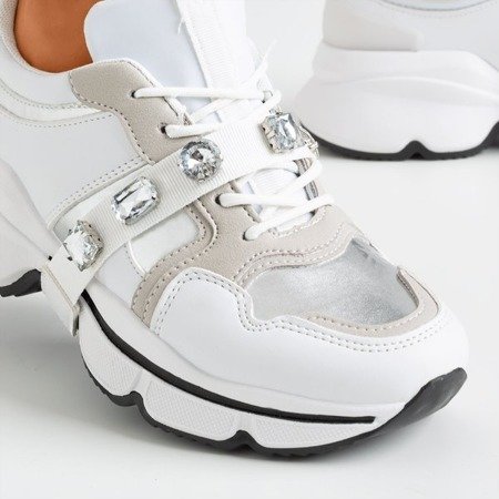 Weiße Damenschuhe auf einer dicken Esita-Sohle - Schuhe 1