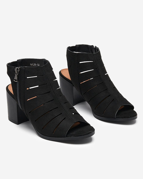 Damen-Sandale mit Ausschnitten in Schwarz Athief- Footwear