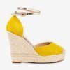 Gelbe Espadrilles auf einem hohen Keil Sablac - Footwear
