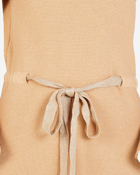 Hellbrauner Damen-Pullover mit Stehkragen - Bekleidung