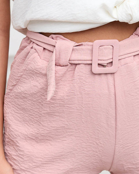 Hellrosa kurze Damen-Shorts mit Taschen - Kleidung