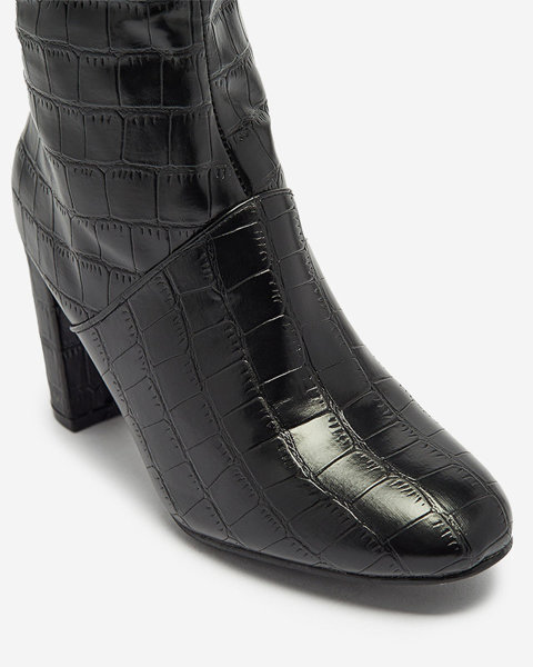 OUTLET Damen Stiletto-Stiefel mit Prägung in schwarz Mastiu- Footwear