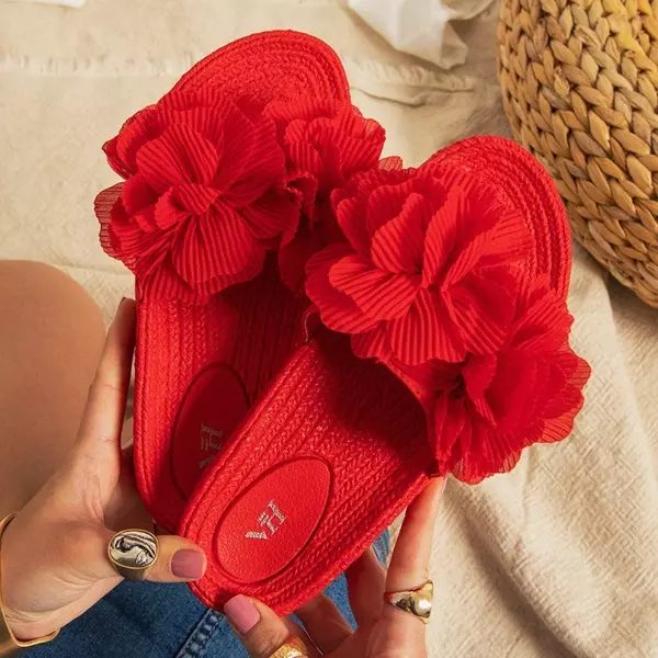 OUTLET Rote Damenhausschuhe mit Blumen Pamelina - Schuhe