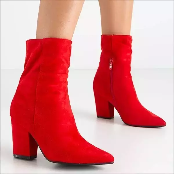 OUTLET Rote Damenstiefel auf dem Vacar-Pfosten - Schuhe