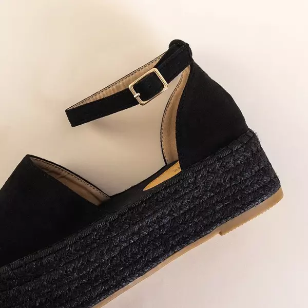 OUTLET Schwarze Damensandalen auf der Ponera-Plattform - Schuhe