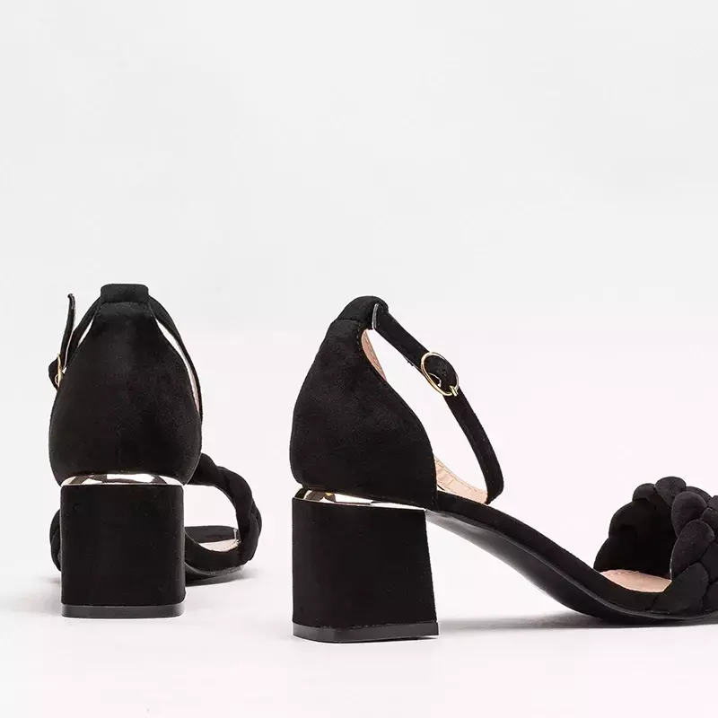 OUTLET Schwarze Damensandalen mit verziertem Gürtel Venesi - Footwear
