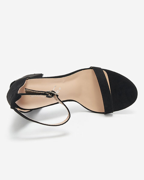 OUTLET Schwarze Sandalen auf einem Post-Eco-Veloursleder von Kapro-Footwear
