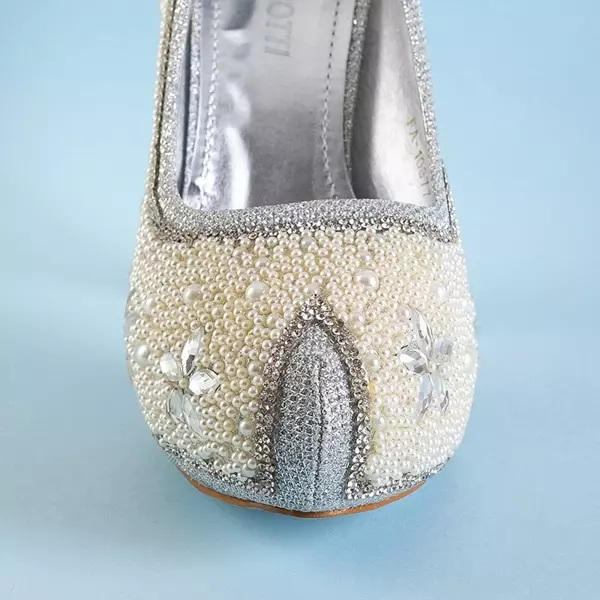 OUTLET Silber glänzende Pumps auf Nenah-Stiletto-Absatz - Schuhe