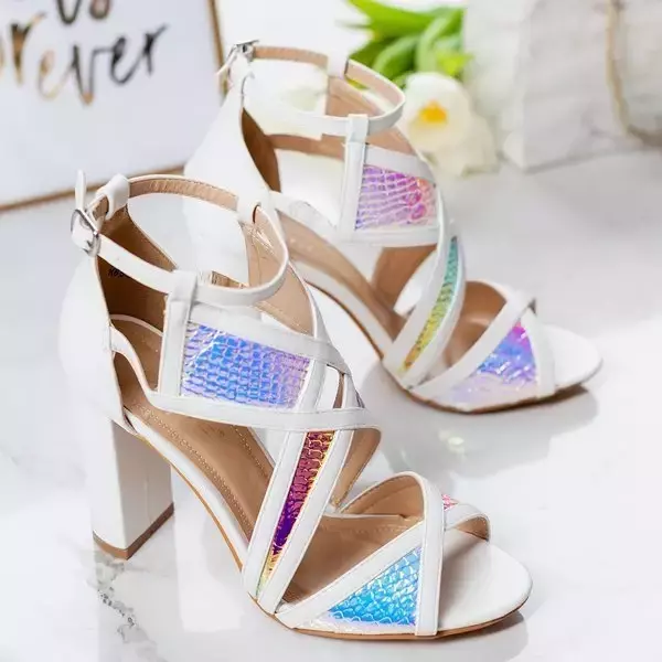 OUTLET Weiße Sandalen mit Hologramm-Finish Raffaessa - Schuhe