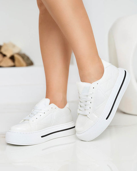 OUTLET Weiße Sport-Sneaker für Damen Smaqo - Schuhe