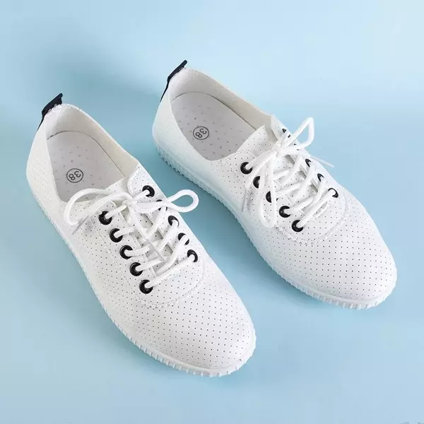 OUTLET Weiße und schwarze durchbrochene Turnschuhe Jasenik - Footwear