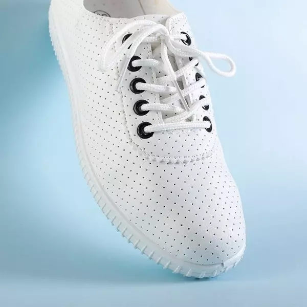 OUTLET Weiße und schwarze durchbrochene Turnschuhe Jasenik - Footwear