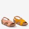 Rosa Sandalen für Damen auf einer dicken Strolla-Plattform - Schuhe