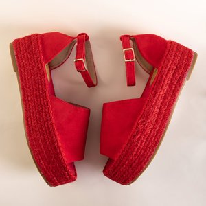 Rote Damensandalen auf der Ponera-Plattform - Schuhe
