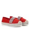 Rote Espadrilles auf der Fiorda-Plattform - Schuhe