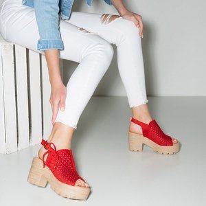 Rote durchbrochene Damensandalen für Frauen auf dem Noris-Pfosten - Schuhe
