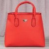 Rote klassische Damentasche - Handtaschen