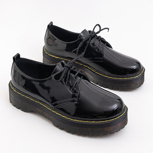 Schwarz lackierte Damen-Schnürschuhe Belita - Schuhe
