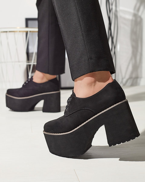 Schwarze Damen-Schnürhalbschuhe mit fester Sohle Lobera - Footwear