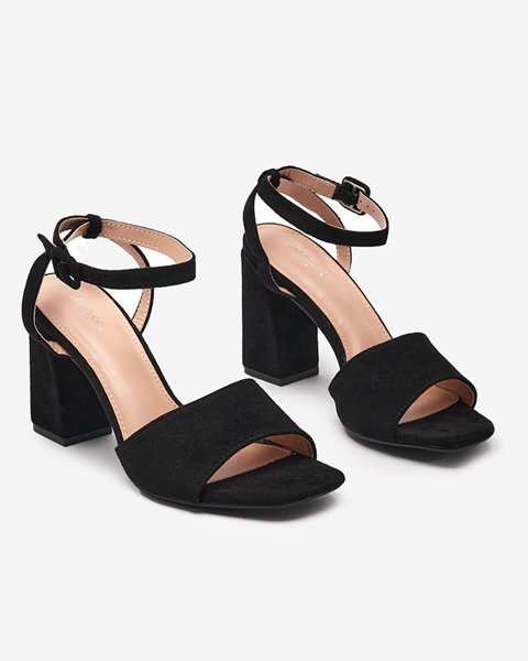 Schwarze Öko-Wildleder-Sandalen für Damen am Pfosten Herra - Schuhe