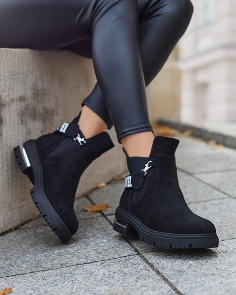Schwarze isolierte Damenstiefel aus Öko-Wildleder Lottci - Footwear