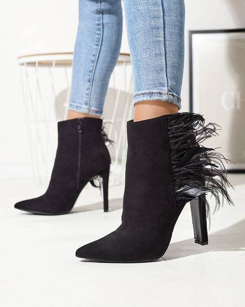 Schwarzer Damen-Stiletto-Stiefel mit Federn Cailyy- Footwear