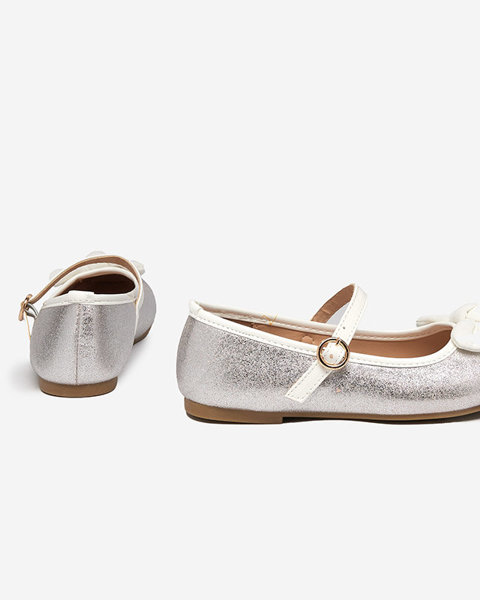 Silberne Ballerinas für Mädchen mit Mosupi-Gürtel. Schuhe
