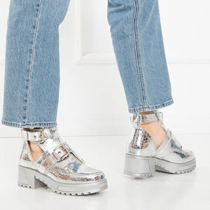 Silberne Damenstiefel mit Lerika-Prägung - Schuhe