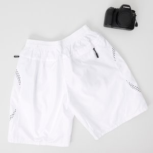 Weiße Herren-Shorts mit schwarzen Details - Kleidung