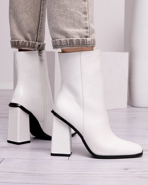 Weißer Damenstiefel auf dem Pfosten mit Aliga-Prägung - Schuhe