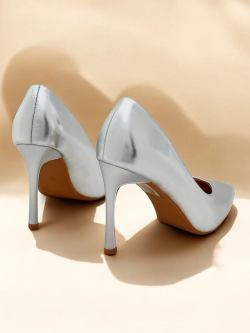 Royalfashion Класичні туфлі на високому каблуці в стилі Doemi для жінок. Елегантні жіночі туфлі на високому каблуці. Модель виготовлена повністю з еко-шкіри. Заокруглений носок - візуально вирівнює ноги. Ідеальний варіант для вечірніх