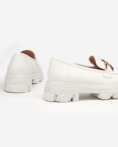 OUTLET Weiße Damenschuhe mit goldener Verzierung Meritso - Schuhe