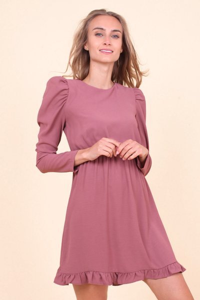 Dunkelrosa Kleid mit Rüschen - Kleidung