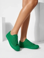 темно-зелений