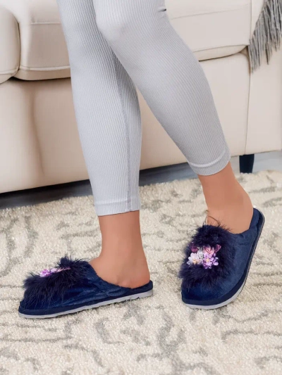 Royalfashion Damen-Fellhausschuhe mit Blumen Ederra