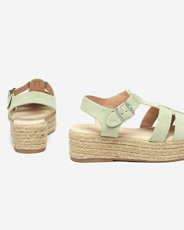 Grüne Damensandalen aus Öko-Wildleder auf der Keniso-Plattform - Schuhe