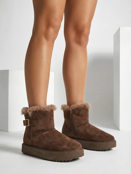 Royalfashion Kurze Damenstiefel im Schneestiefel-Stil Winter Crest