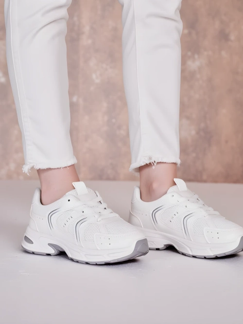 Royalfashion Жіночі кросівки Resioo