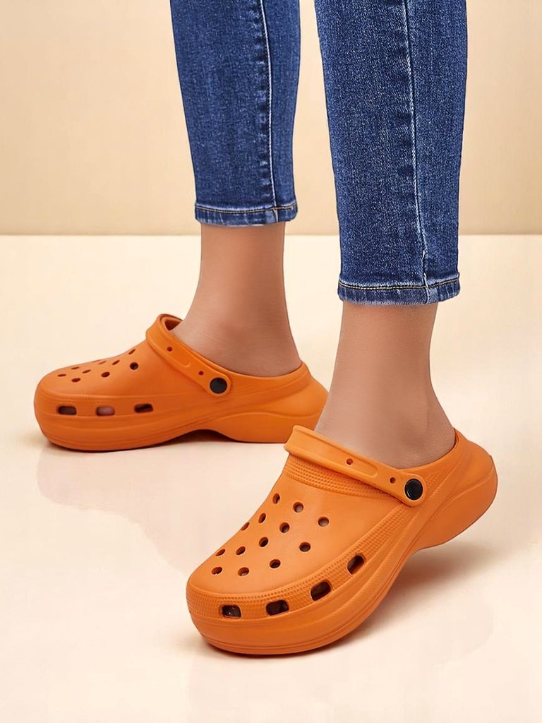 Royalfashion Damen Durchbrochene Gummi Flip-Flops Dellosa