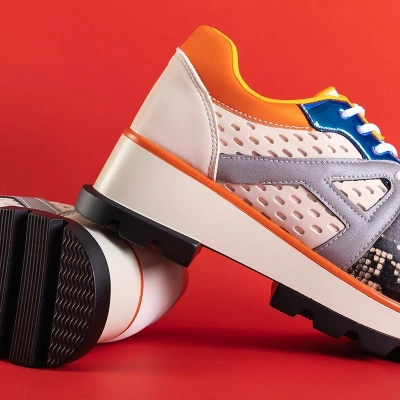 Schwarze und orangefarbene Turnschuhe mit Farbeinsätzen Meia - Footwear
