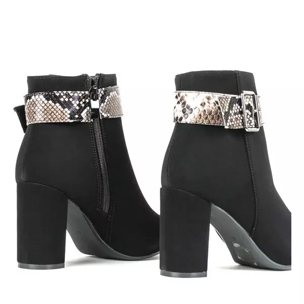 OUTLET Schwarze Stiefeletten mit Schnalle a'la Schlangenhaut Anya - Schuhe