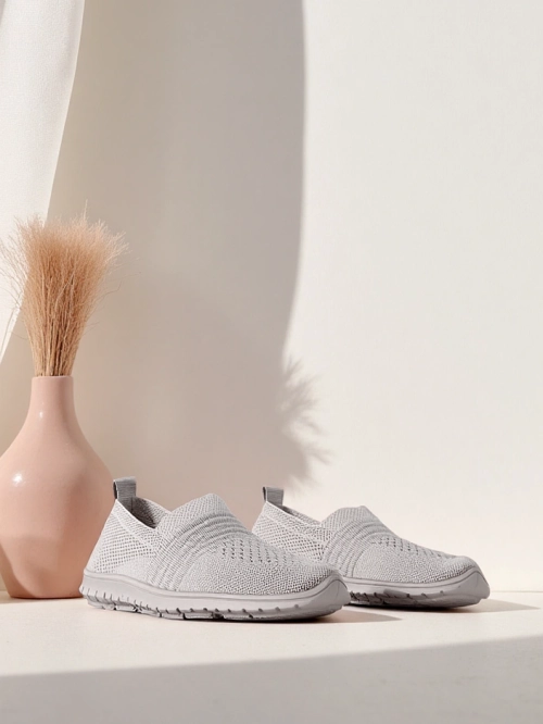 Royalfashion Жіночі кросівки без зав'язок Ollabes