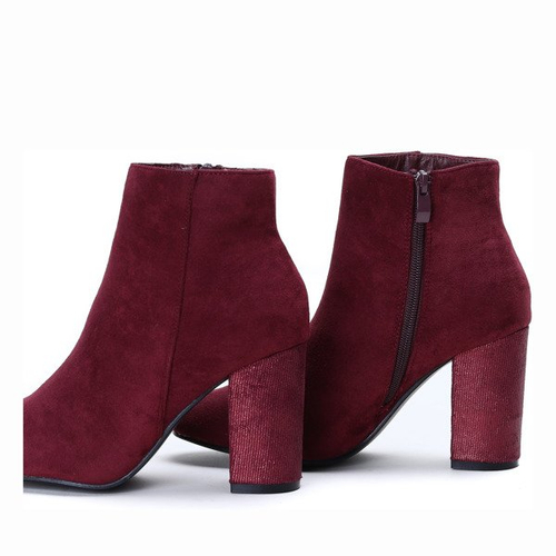 Burgundowe botki na słupku Freyana- Obuwie