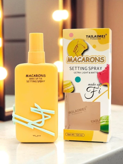 Macarons Makeup Fixing Spray Gelb