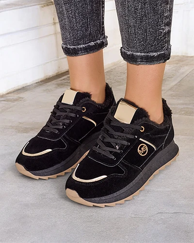 Royalfashion Isolierte Damen-Sneaker mit Pelz Boris