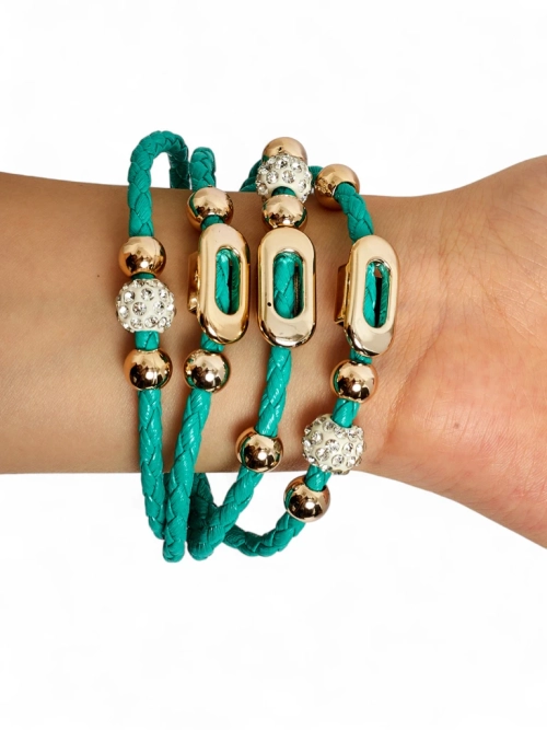 Жіночий браслет з намистинами та цирконами